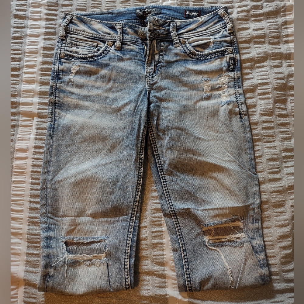 Silver Jeans - Picture 2 of 3